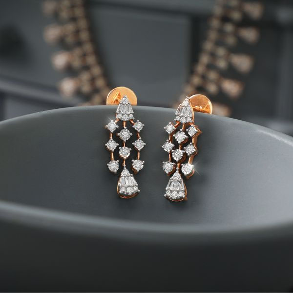 Ultimate Guide to Choosing Diamond Earrings