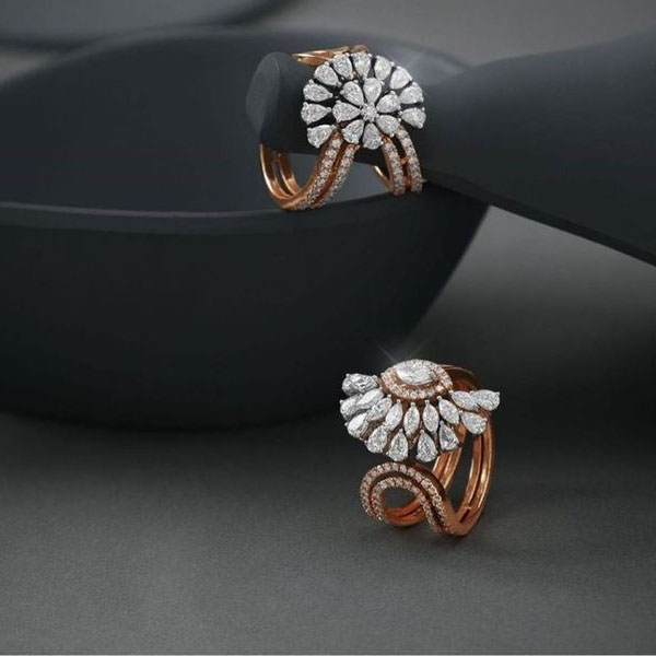 Ultimate Guide to Choosing Diamond Earrings