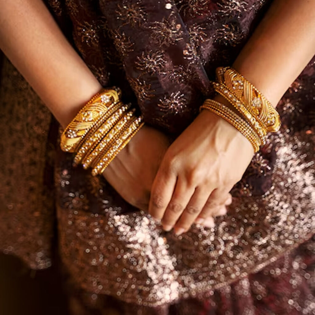 gold bangles, cultural jewellery, stacking tips
