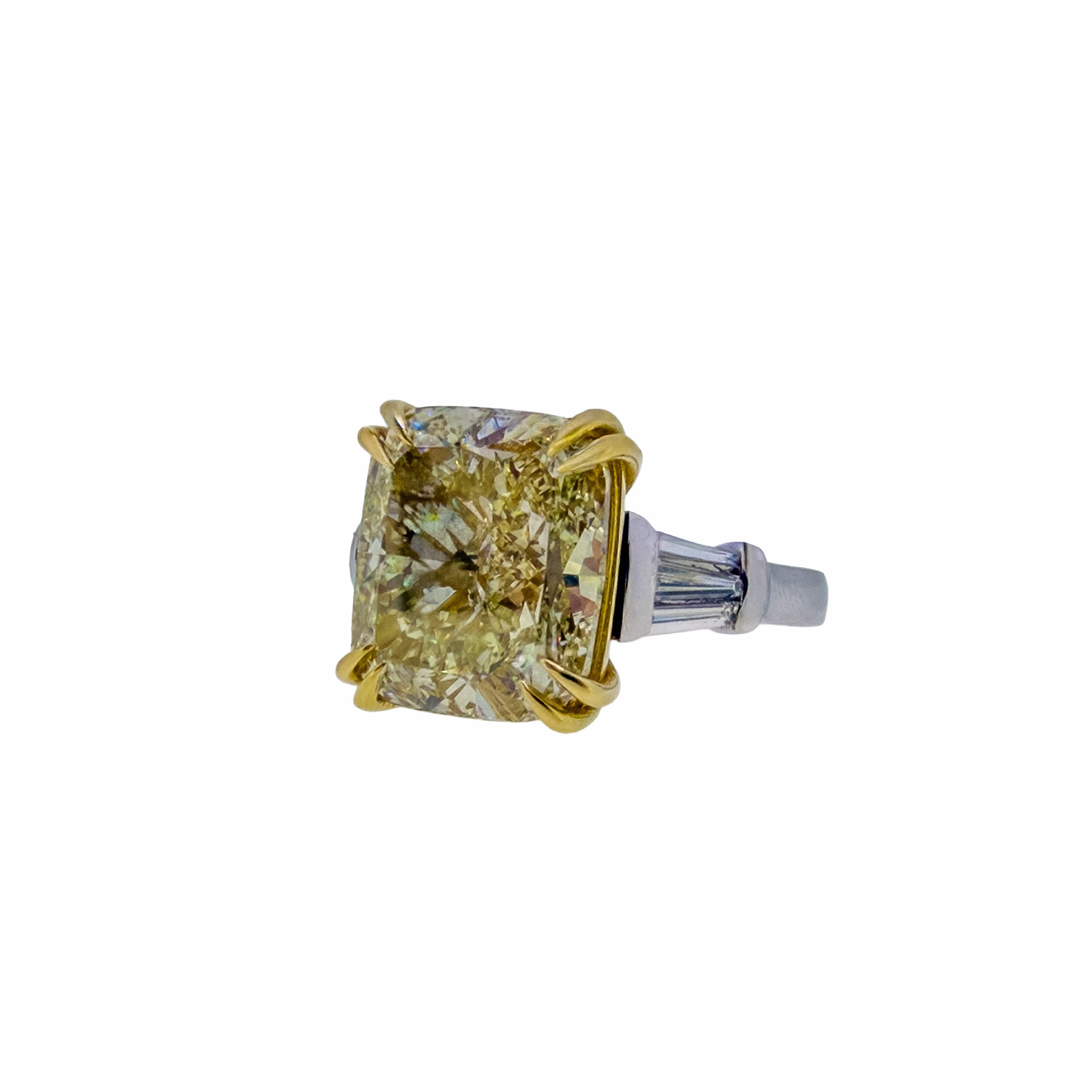 Brigid 8.42Ct Cushion Cut Diamond Ring - Image 2