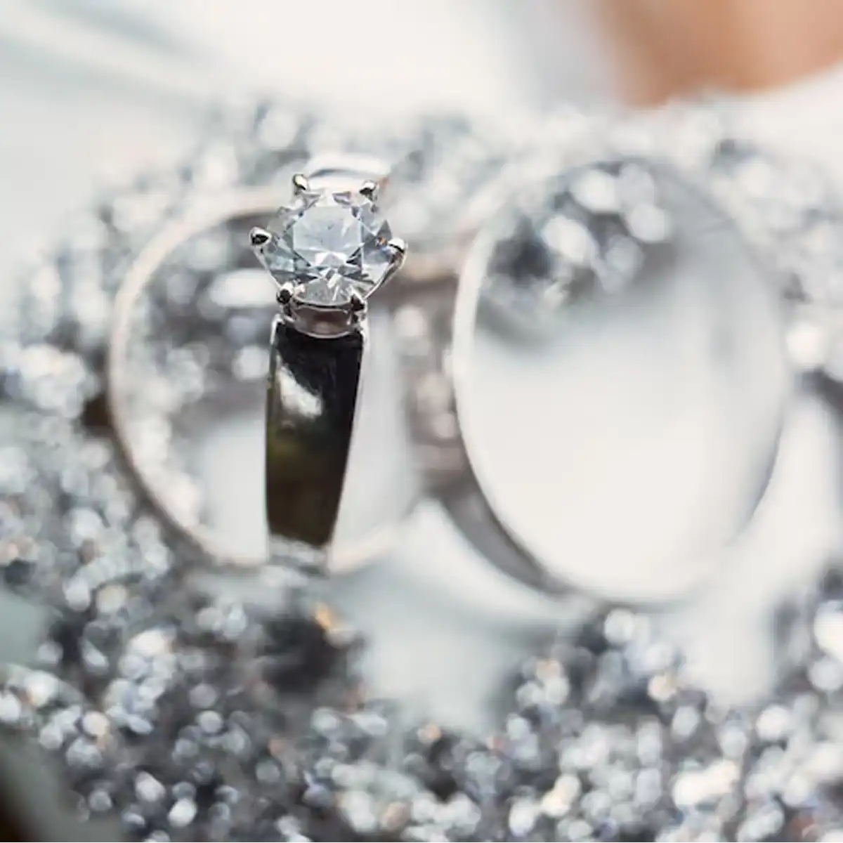 lab-grown diamonds, Hatton Garden, engagement rings London